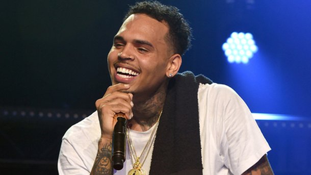 Chris Brown: il dévoile la date de sortie de «Royalty»!
