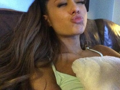 Ariana Grande: Goodnight