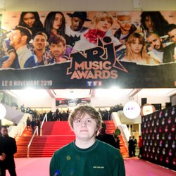 Lewis Capaldi - Montée des Marches NRJ Music Awards 2019