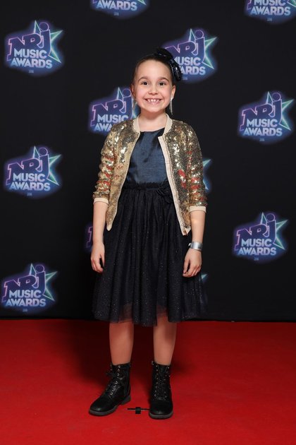 Manuela (Gagnante The Voice Kids) - Cérémonie NRJ Music Awards 2016