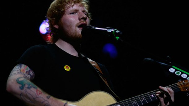 Ed Sheeran : découvrez son nouveau tatouage très impressionnant!