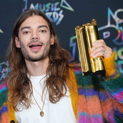 Lujipeka - Photocall des NRJ Music Awards 2022