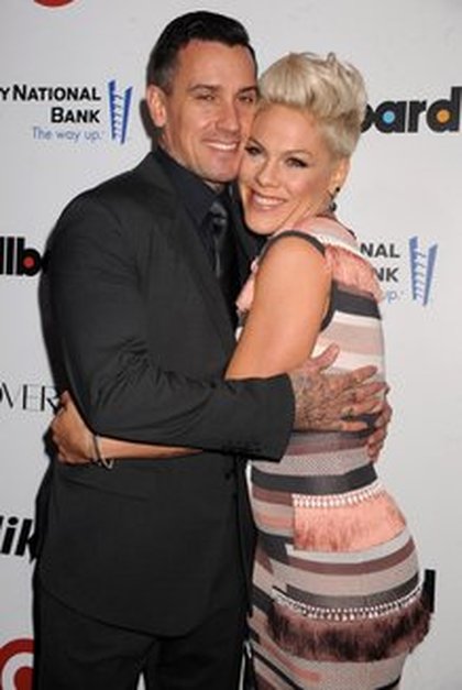 Pink : 10 ans de bonheur avec Carey Hart!