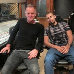 Sting : Attention Sting et @djafrojack en studio. Restez branché...!