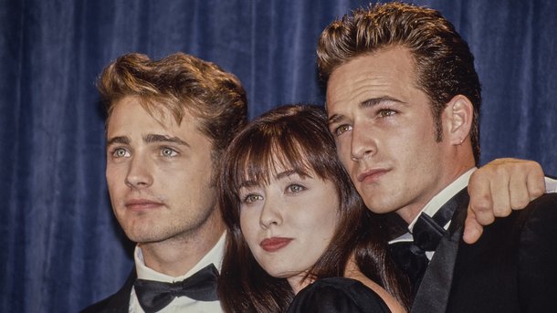 Shannen Doherty : comment Jason Priestley a annoncé la terrible nouvelle au casting de « Beverly Hills 90210 »