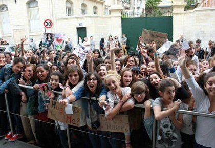 émission du lundi 3 septembre avec Selena Gomez