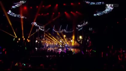 One Direction "story of my life" Live 15th edition