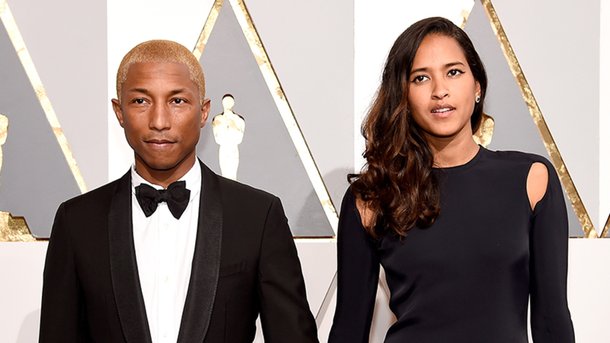 Pharell Williams fait une déclaration d’amour à sa femme en direct!