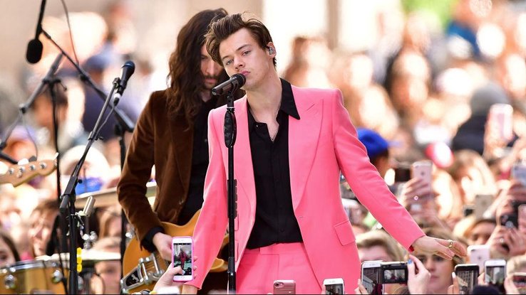 À qui s’adresse "Just A Little Bit Of Your Heart" de Harry Style