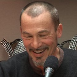 Florent Pagny invité de la Matinale sur Chérie FM (photo 1/20) 