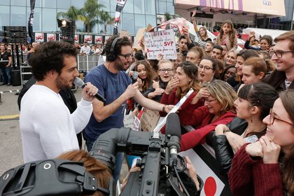 Amir chez Manu dans le 6/9 - NRJ Music Awards 2017