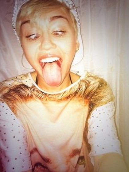 Miley Ray Cyrus:  #bangerztour rehearsals 