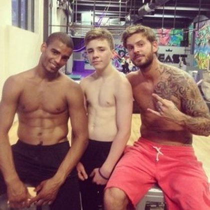 M.Pokora: Fin d'une grosse journée d'entraînement au brooklyn beast! avec @soap_r et @bramski