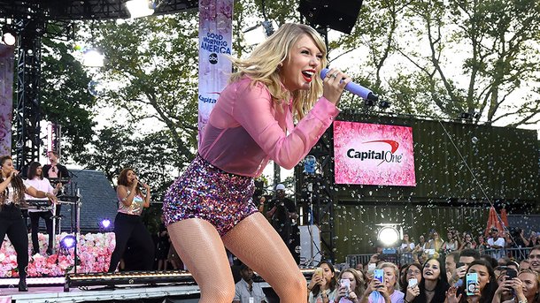 Camila Cabello, Billie Eilish, Lizzo… Taylor Swift donne son avis sur ces chanteuses!