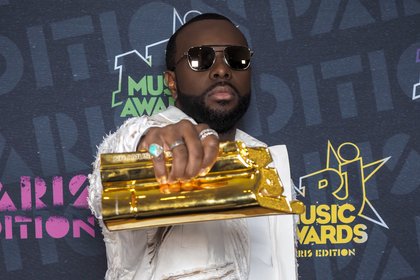 Gims - Photocall NRJ Music Awards Paris Edition