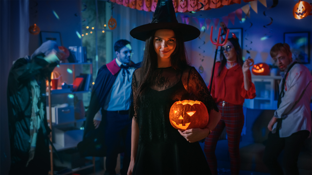 Les infos du Réveil Chérie : quel est le déguisement le plus populaire d'Halloween cette année ?