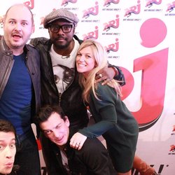 Will.i.am avec l'équipe