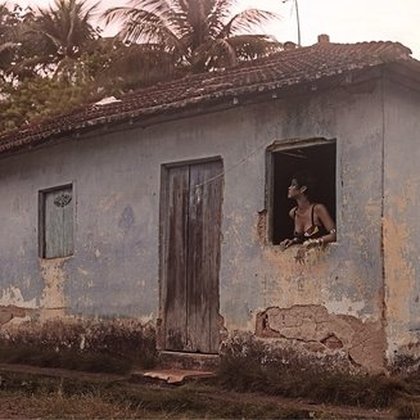 Behind The Scenes: Photos from RiRi's Vogue Brasil 