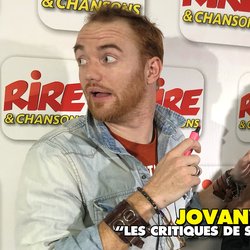 Jovany - invité de 18h -  les critiques de spectacle - Rire & Chansons