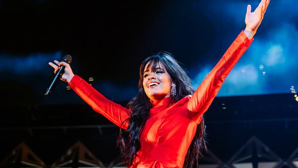 Camila Cabello a son portrait sur un mur!
