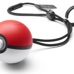 La Pokeball Plus utilisable sur Pokémon Let's Go Pikachu / Evoli