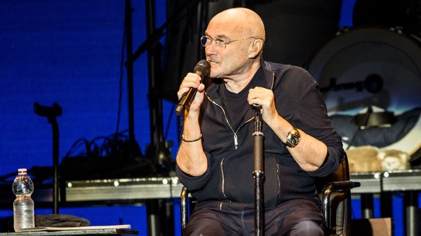 Phil Collins : zoom sur le concert parisien de son "The First Farewell Tour" en 2004