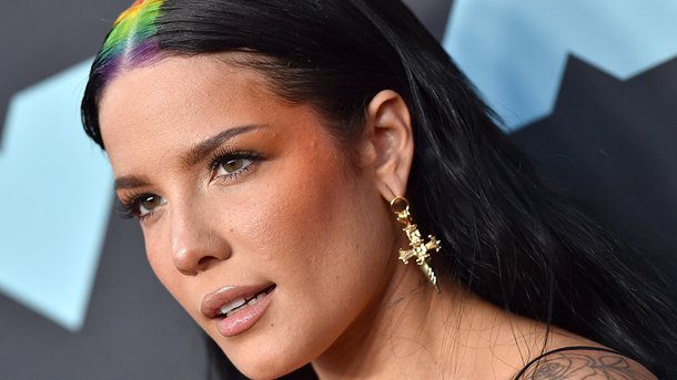 Halsey: la musique lui sert de thérapie contre ses troubles bipolaires