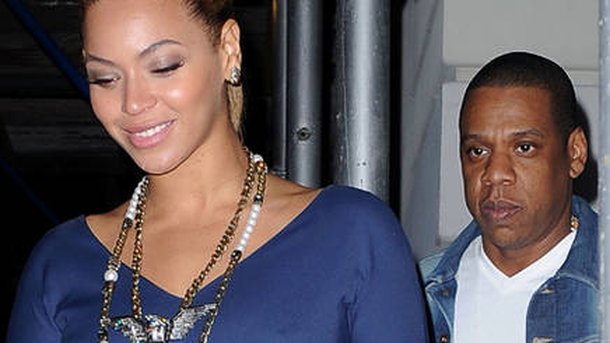 Beyoncé et Jay-Z : leurs vacances détente avec Chris Martin et sa fam
