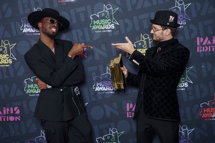 Dadju et Soolking - Photocall NRJ Music Awards Paris Edition