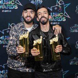 Bigflo & Oli - Photocall des NRJ Music Awards 2022