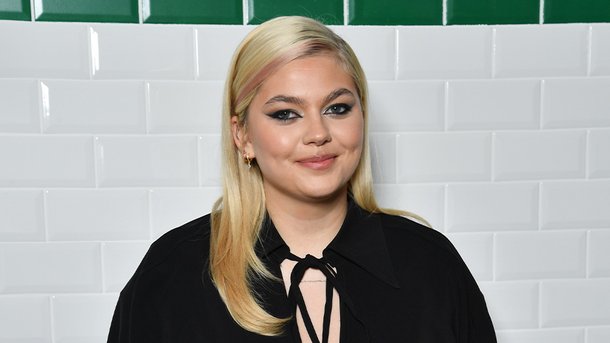 Louane: «Secret», sa chanson émouvante pour sa fille Esmée
