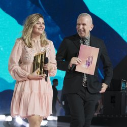 Louane et Jean-Paul Gaultier - NRJ Music Awards 2017