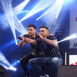 Twinsello - NRJ Music Tour Compiègne 2019