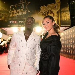 Emma et Jungeli - Le Tapis Rouge - NRJ Music Awards 2026