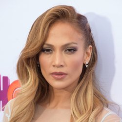 Jennifer Lopez: ses 10 plus belles coiffures
