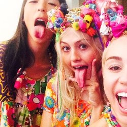Miley Cyrus : sa collection pour Jeremy Scott !