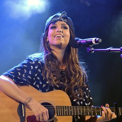 NRJ Music Tour de Compiègne: Tal