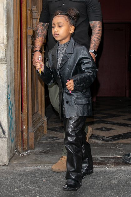 North West, fille de Kanye West et Kim Kardashian, à la Fashion Week de Paris