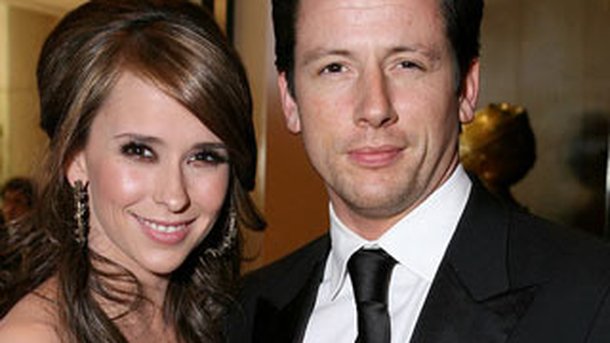 Jennifer Love Hewitt célibataire !