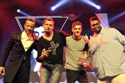 Jay Style, Kash, Martin Garrix et Big Ali