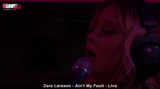 Zara Larsson "Ain't my fault" live chez Cauet sur NRJ
