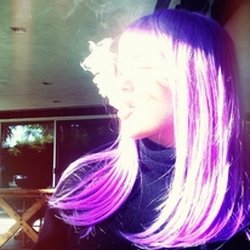  © Miley Cyrus Twitter