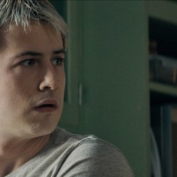 Dylan Minnette (Wes) sur le tournage de "Scream"