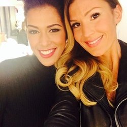 Vitaa: Cet aprèm j'ai croisé la jolie @AyemFilless dans les loges d' @NRJ12lachaine un bisou a elle pour sa gentillesse...
