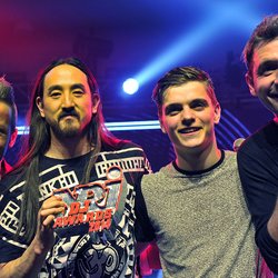 Jay Style, Steve Aoki, Martin Garrix et Kash