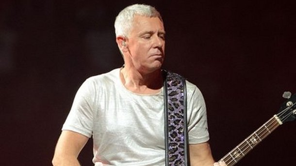 U2 : Adam Clayton est marié !
