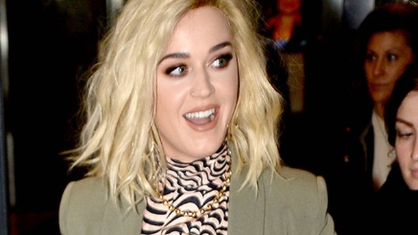 Katy Perry : attention, buzz capillaire, elle a tout coupé !