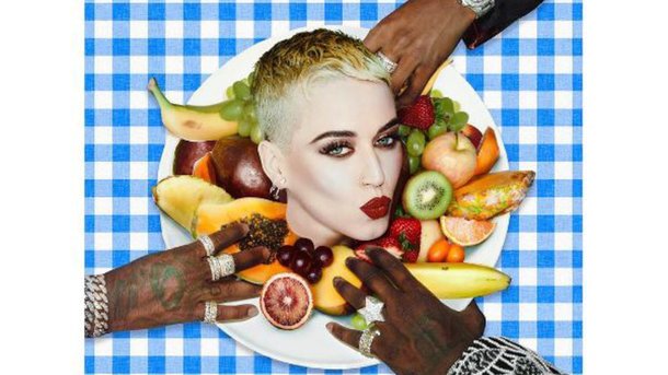 Katy Perry piège des visiteurs dans un musée!