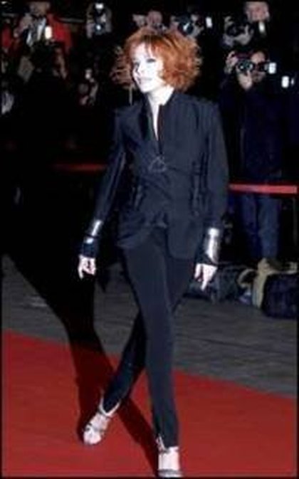 Mylène Farmer sur le tapis rouge des NRJ Music Awards