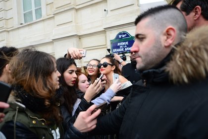 Selena Gomez à Paris chez Cauet